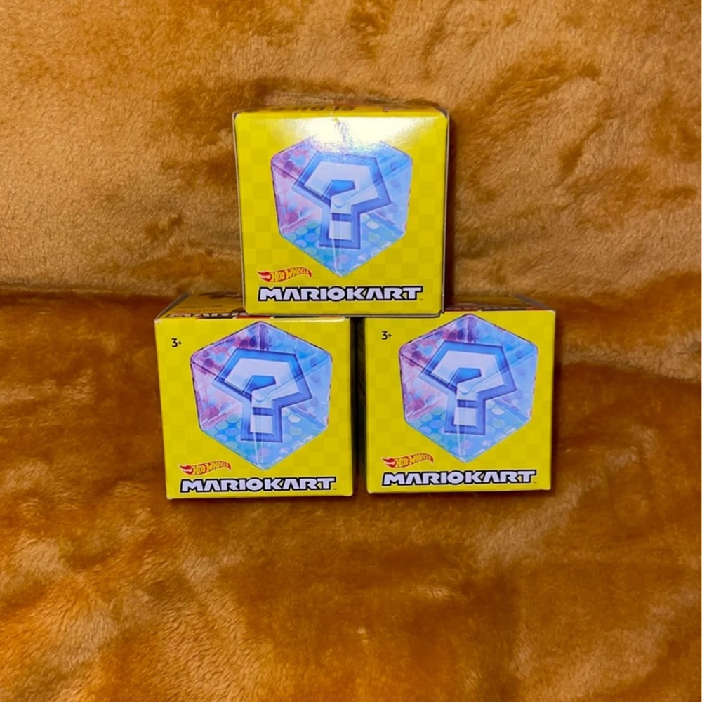 Hot Wheels Mario Kart Series 3 Mystery Lot of 3
